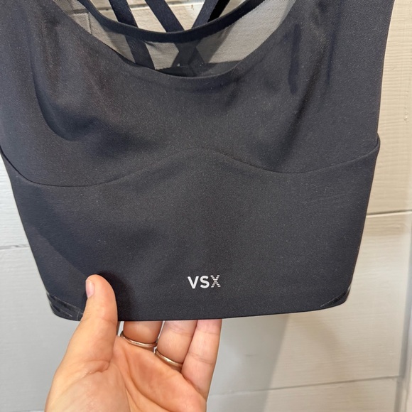 Victoria's Secret VSX Black Activewear Bundle of Leggings and Sports Bra - Picture 5 of 11